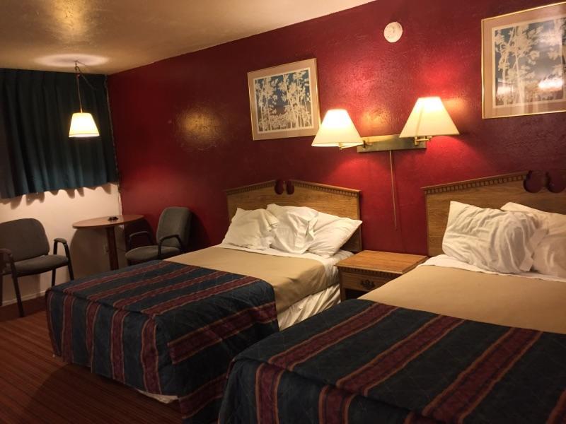 Ranch House Inn & Suites Темпл Экстерьер фото